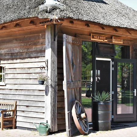 Wildwestruurlo Vila Exterior foto